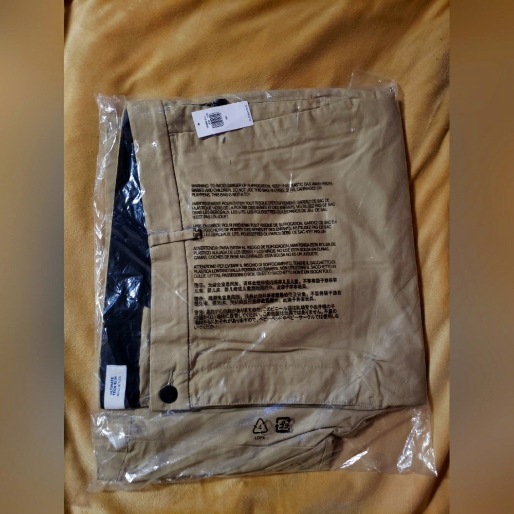 Slim Ultimate Tech Chino Shorts for Men (tan/khaki)